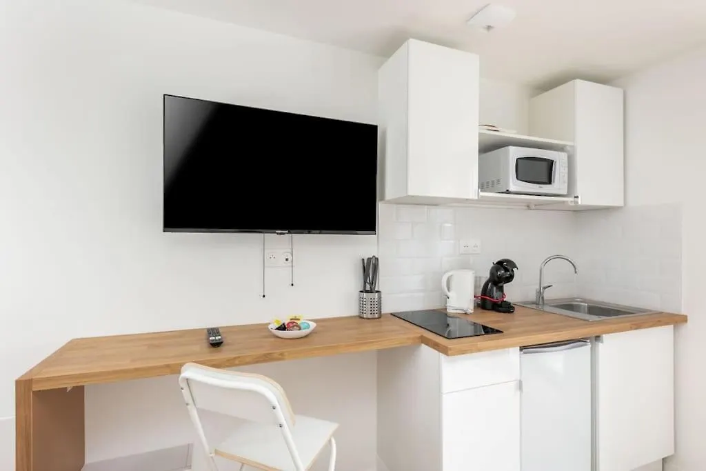 L'Ankou Studio Avec Terrasse, Neuf Et Bien Equipe, Proche Centre, Tramway Apartment Brest France